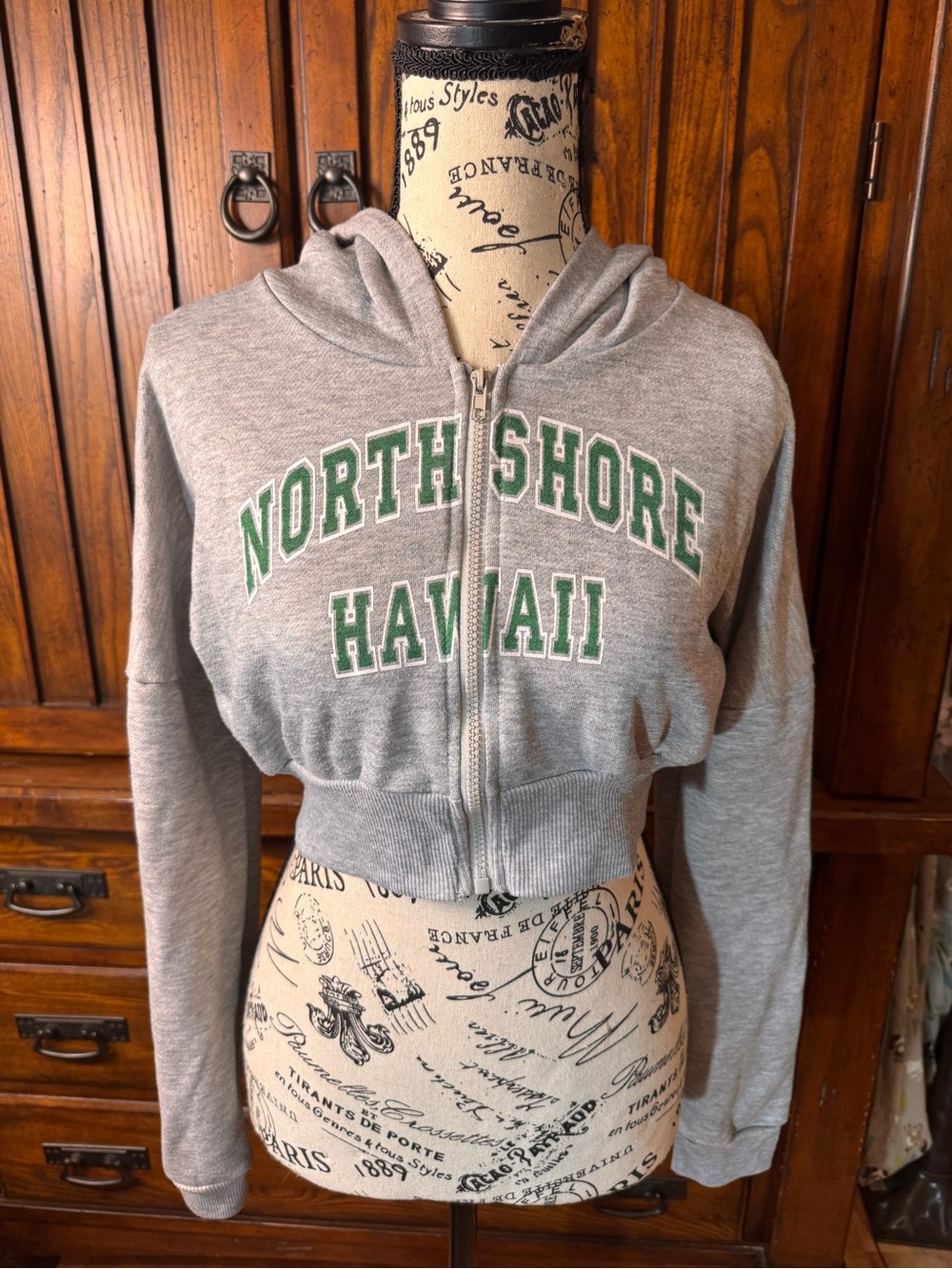 North Shore Hawaii Gray Cropped Zip Hoodie - Green Lettering
